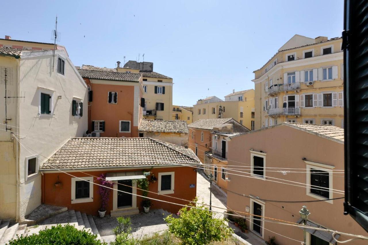 Appartement Sarantis Gallery